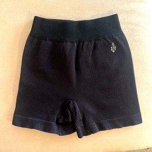 Free People FP movement Prajna Short ribbed black - XS/ S size